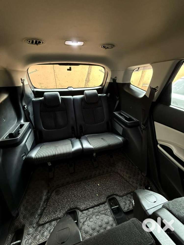 Kia Carens Petrol 2023