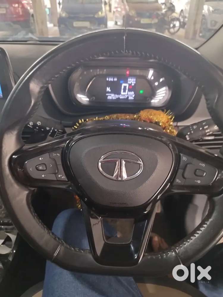 Tata Nexon 2022 Kaziranga Diesel Amt 29070 Km Run