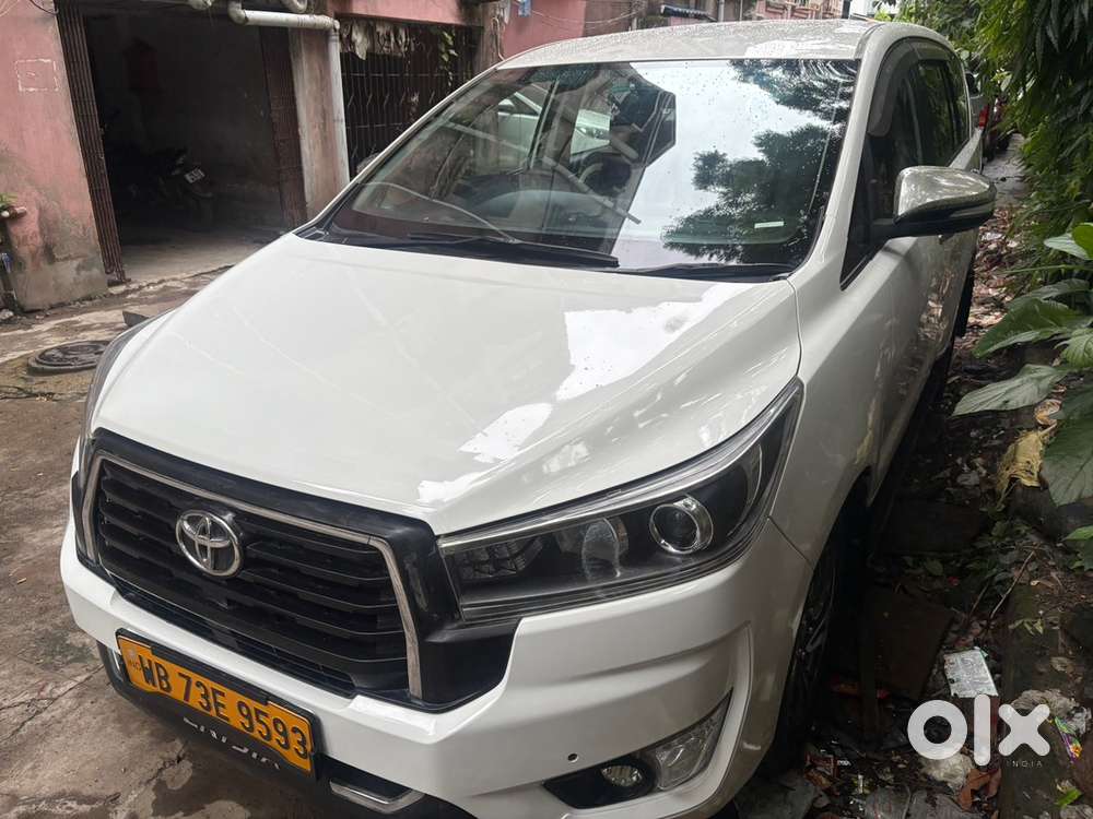 Toyota Innova Crysta 2.4g 2019
