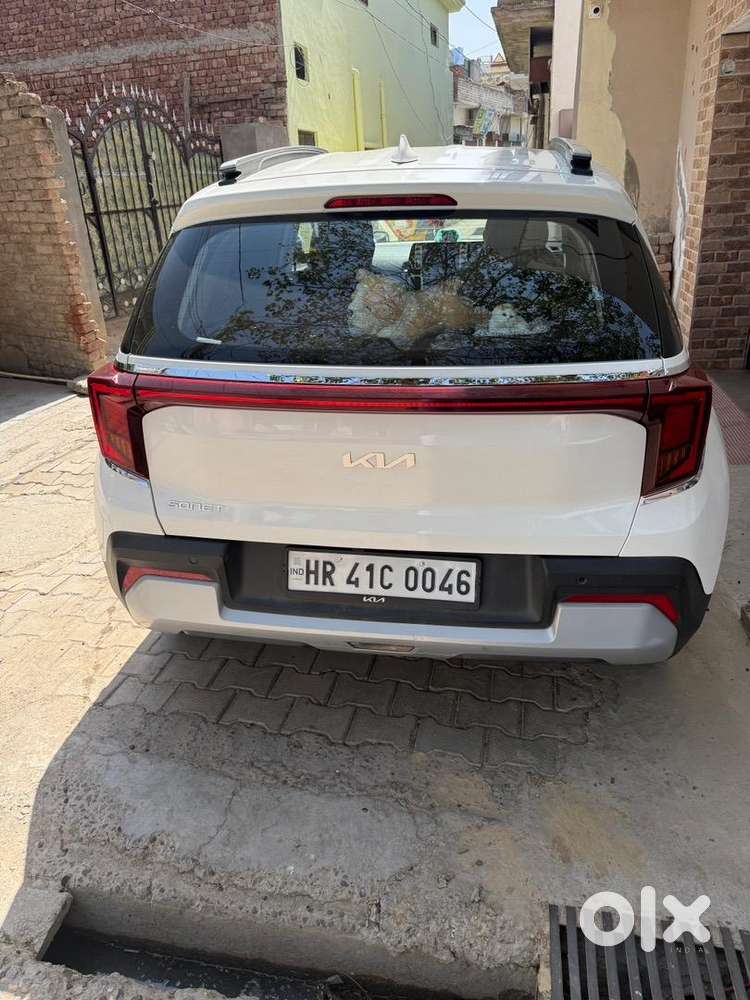 Kia Petrol Car 2024