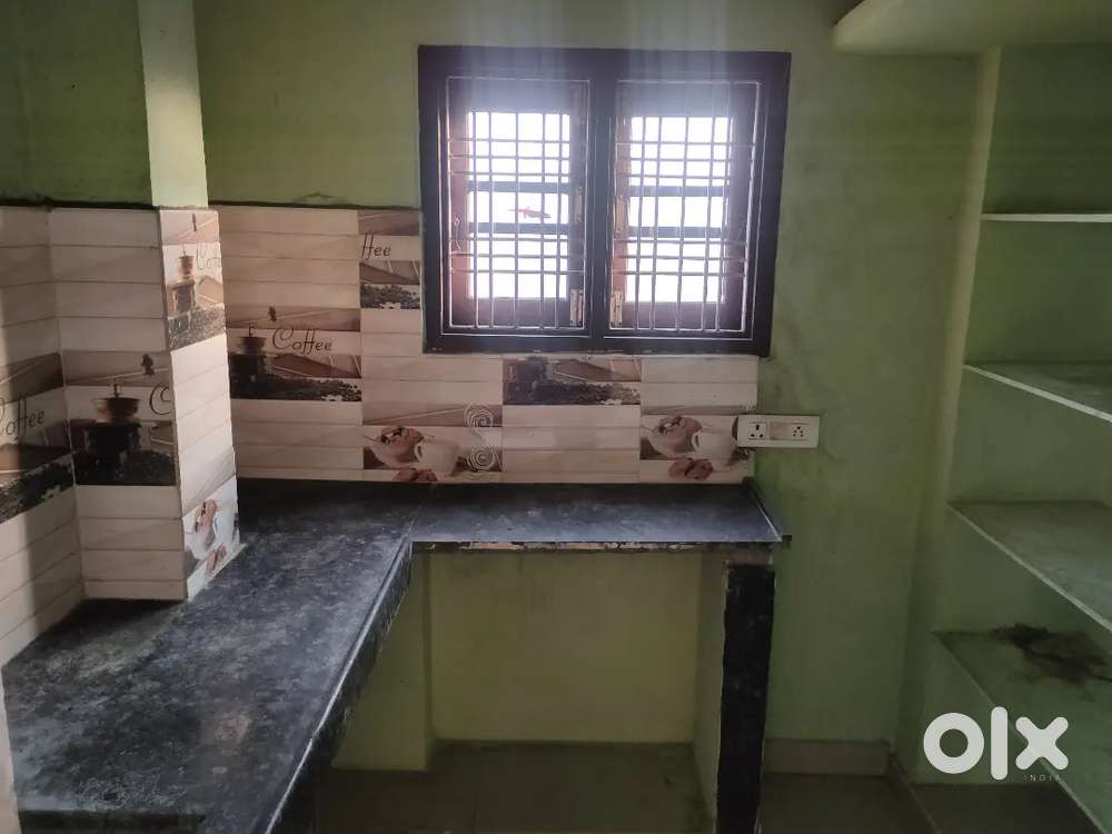 Rent 1 bhk for family in saraswathinagar