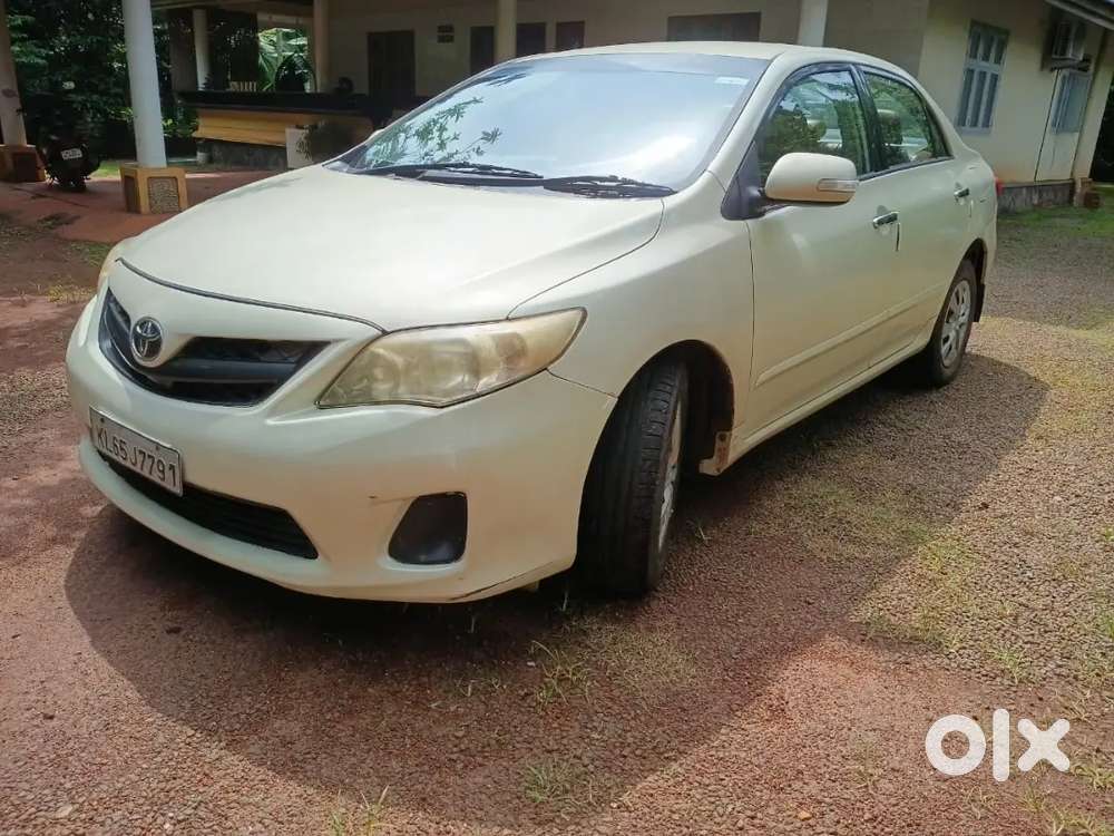 Toyota Corolla Altis 2011