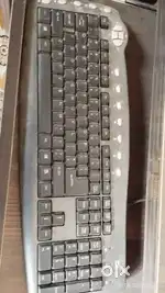 Aik computer hai bechne ke liye