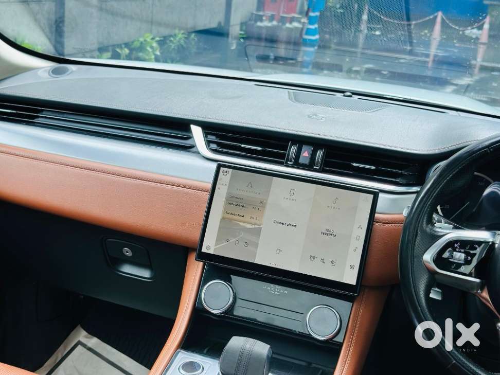 Jaguar F-pace 2.0 R Dynamic S, 2022, Petrol