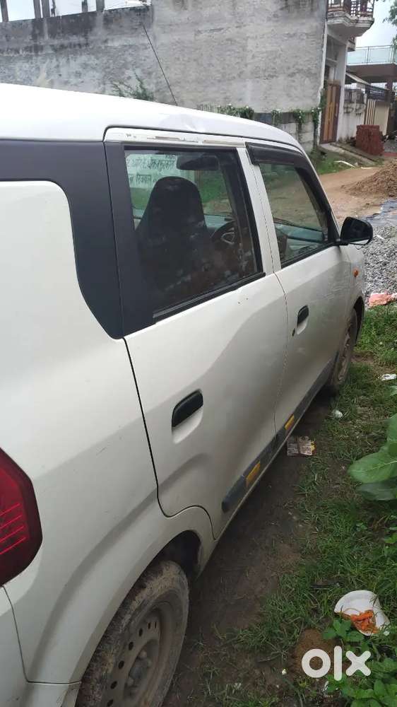 Maruti Suzuki Swift Vxi 2024