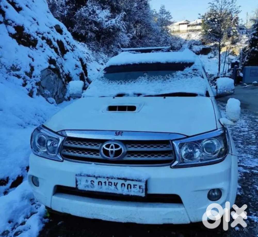 Toyota Fortuner 3.0 2010 With Vip Number( Registration)