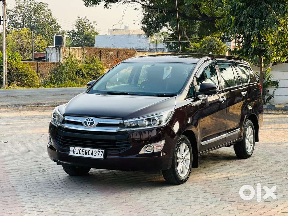 Toyota Innova Crysta 2.4 V 7 Str, 2017, Diesel