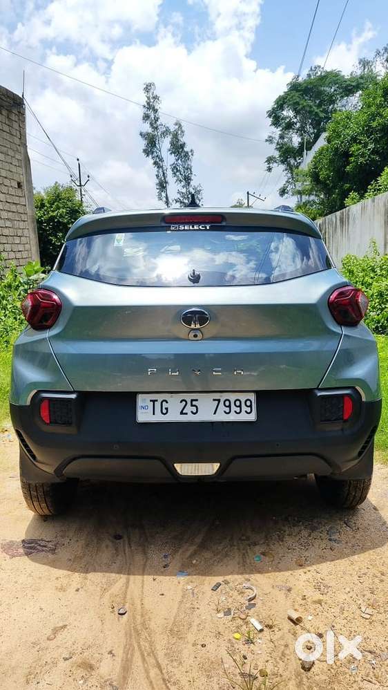 Tata Punch Petrol 2025