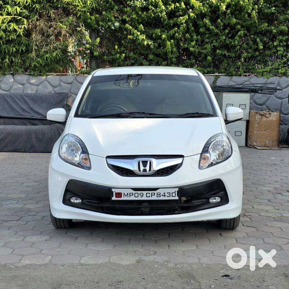 Honda Brio Vx Mt, 2014, Petrol
