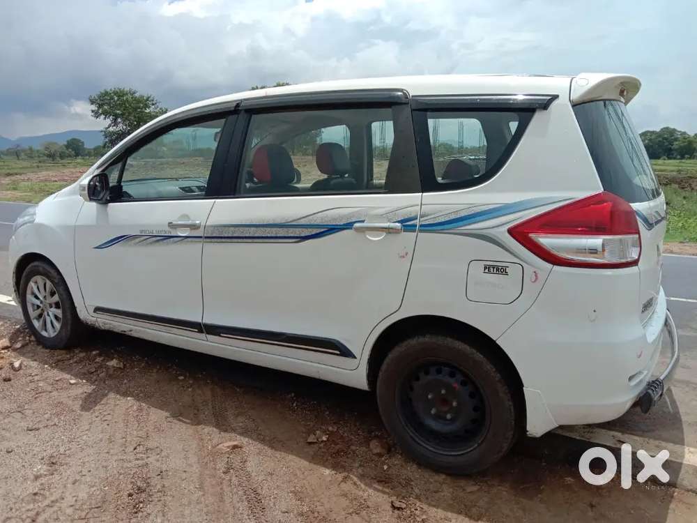 Maruti Suzuki Ertiga 2015