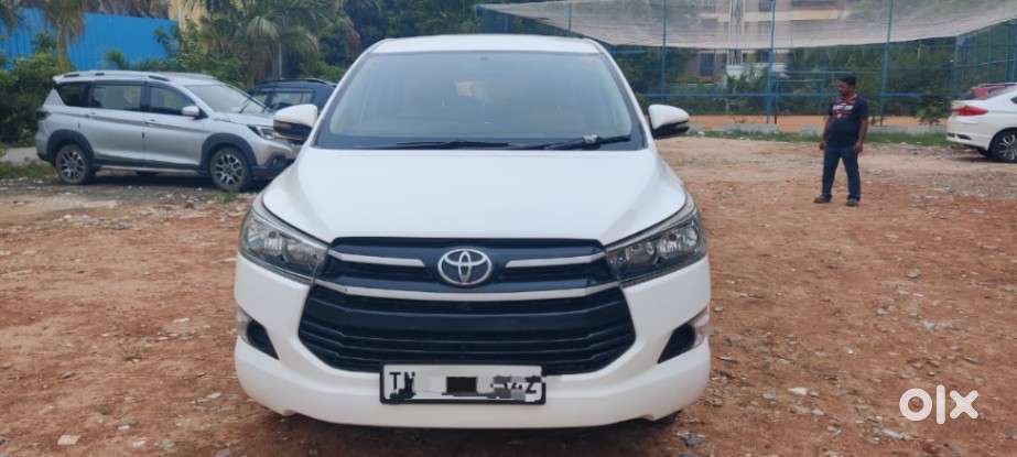 Toyota Innova Crysta 2.8 Gx Automatic 7 Str, 2016, Diesel