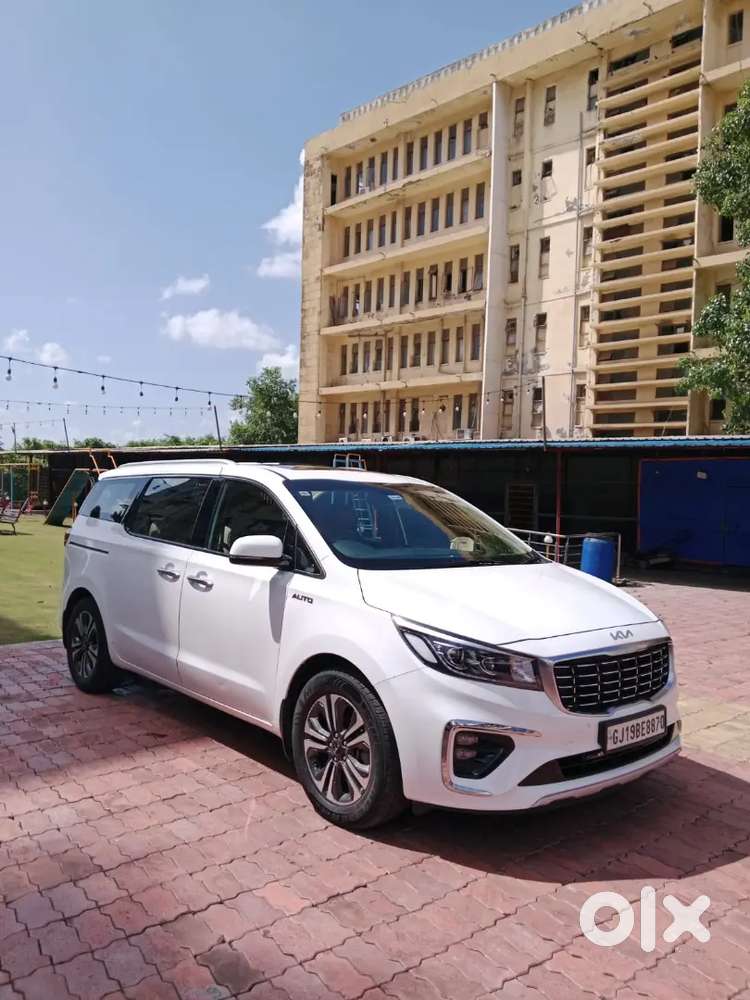 Kia Carnival Limousine 2023
