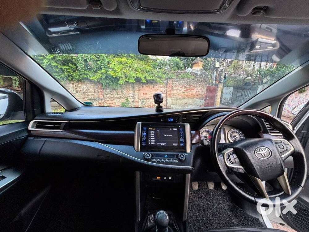 Toyota Innova Crysta 2.4 V, 2017, Diesel