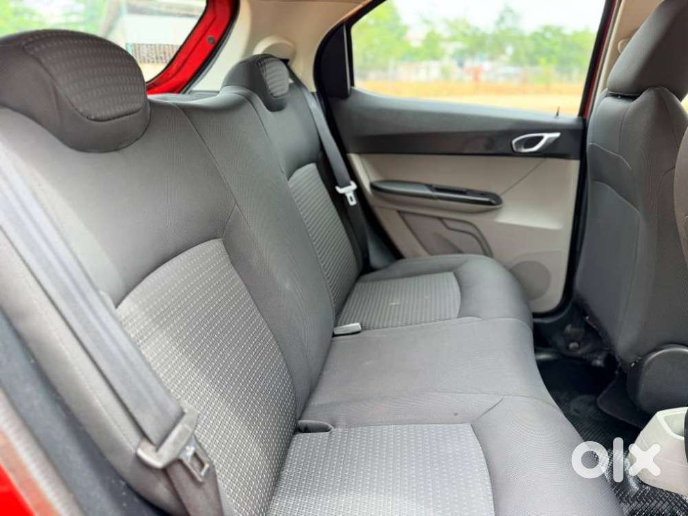Tata Tiago 1.05 Revotorq Xz, 2018, Petrol