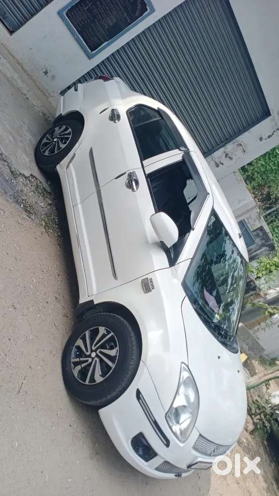 Maruti Suzuki Dzire 2015