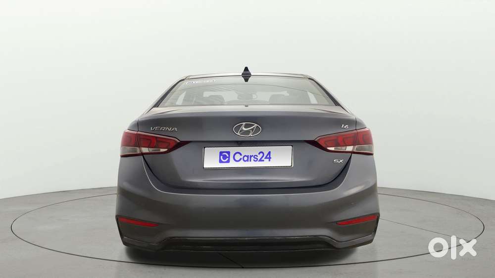 Hyundai Verna