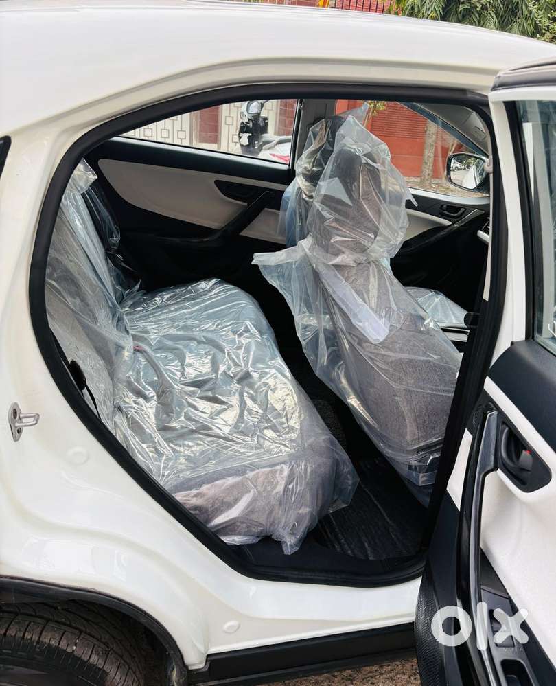 Tata Curvv Pure Plus S 1.2 Revotron Petrol 7dca, 2025, Petrol