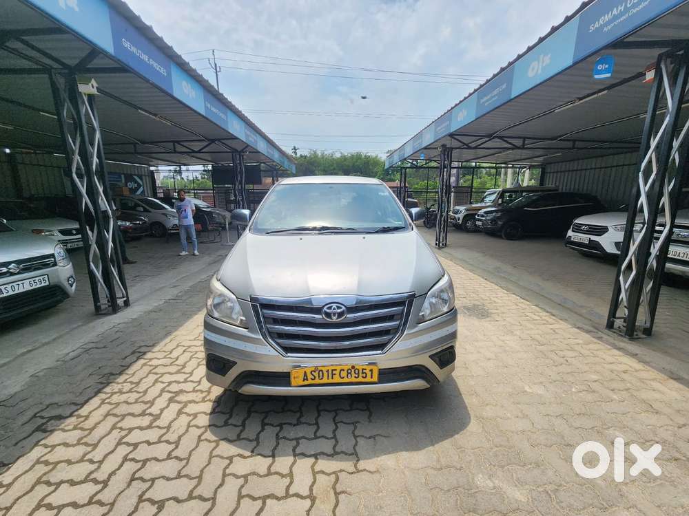 Toyota Innova 2.5 G (diesel) 8 Seater, 2015, Diesel