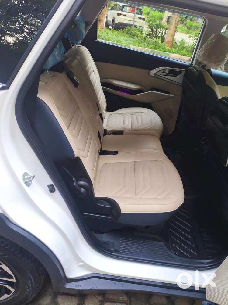 Kia Carens 1.5 Luxury Plus Turbo Dct 7 Str, 2023, Petrol