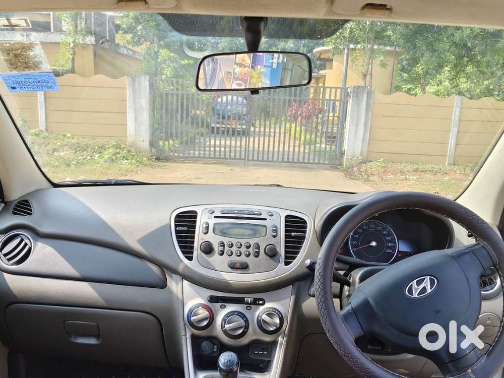 Hyundai I10 Sportz, 2015, Petrol