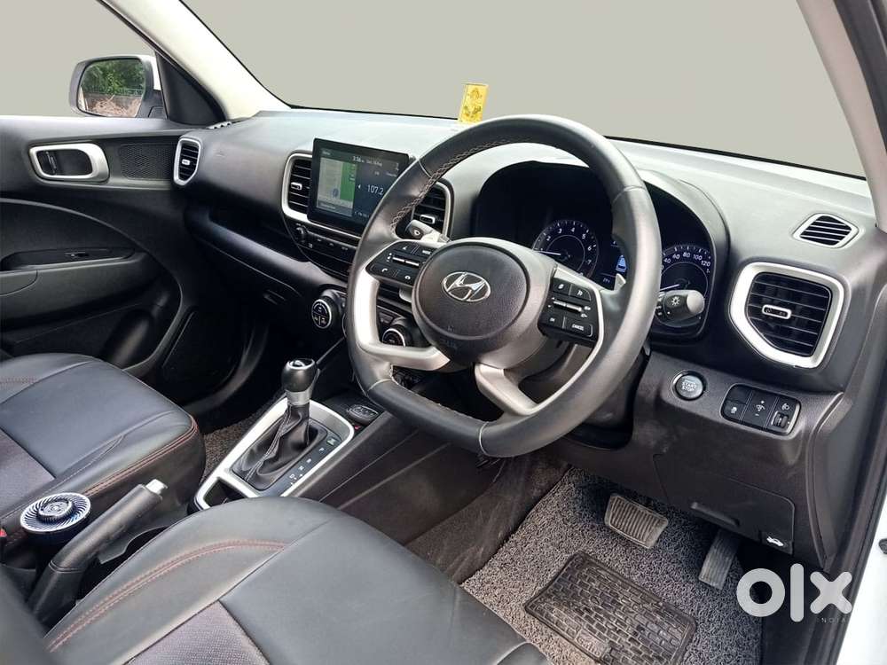 Hyundai Venue Sx+ At, 2021, Petrol