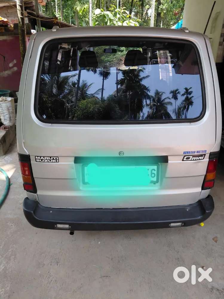 Maruti Suzuki Omni 2011