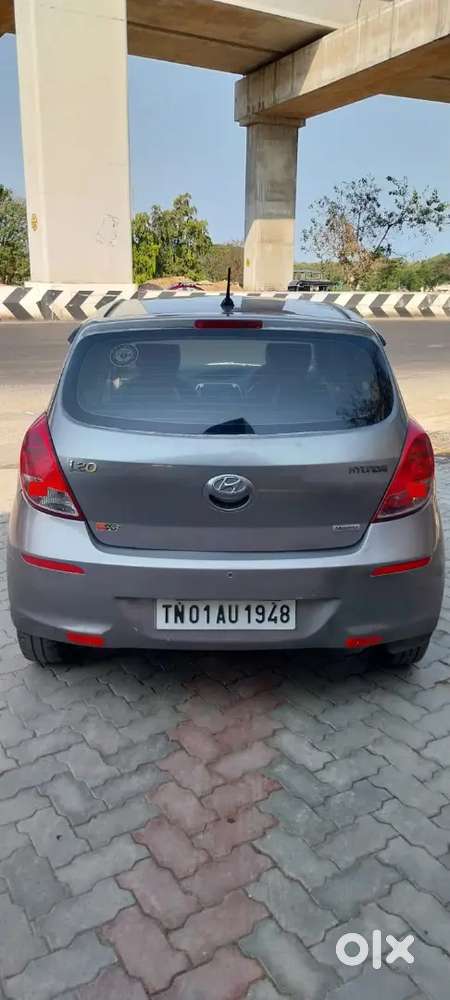 Hyundai I20 2013 Petrol 98000 Km Driven