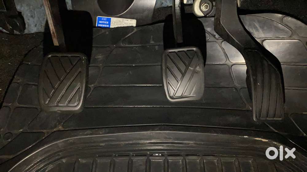 Maruti Suzuki Swift 1.2 Lxi (o), 2017, Petrol