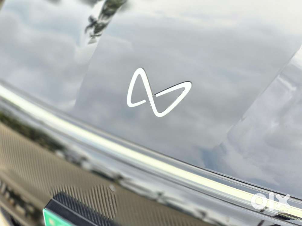 Mahindra Xev 9e Pack Three (top Model), 2025, Electric