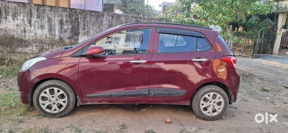 Hyundai Grand I10 2013-2016 Sportz, 2014, Petrol