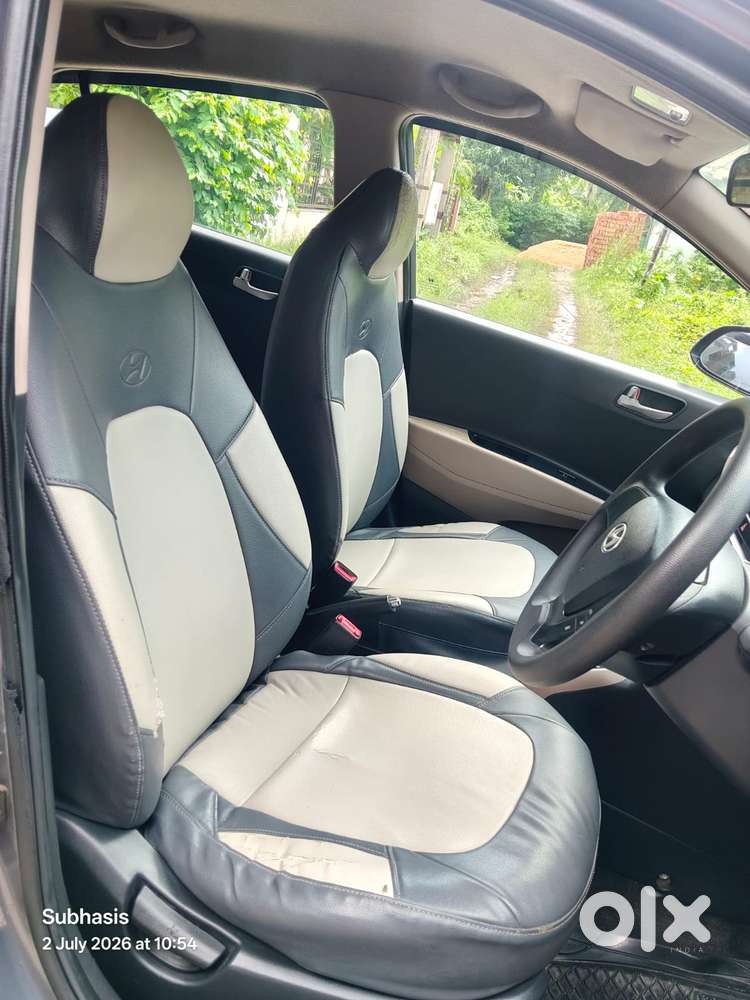 Hyundai Grand I10 Sportz, 2015, Petrol