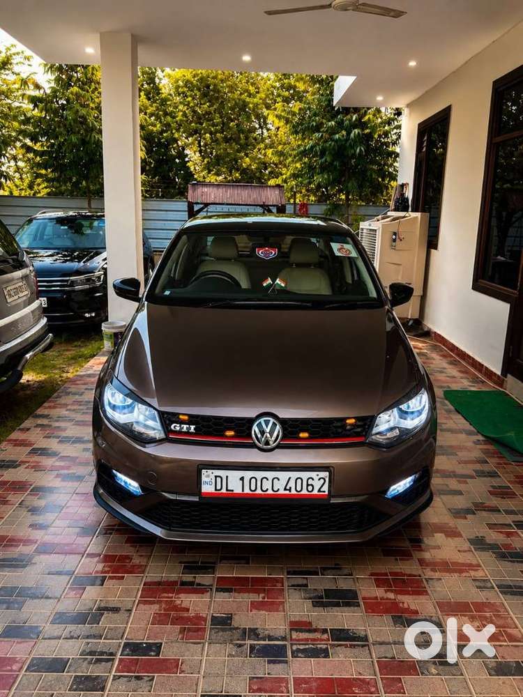 Volkswagen Vento Petrol Highline At, 2015, Petrol