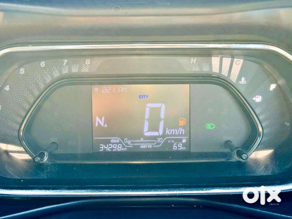 Tata Nexon 1.2 Revotron Xz Plus Dual Tone, 2022, Petrol