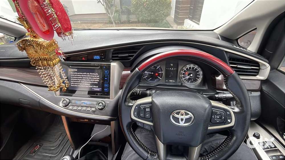 Toyota Innova Crysta 2018 Diesel 140000 Km Driven