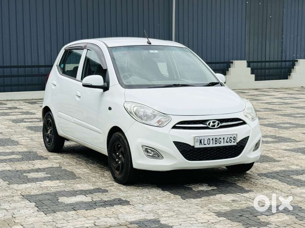 Hyundai I10 Sportz At, 2012, Petrol