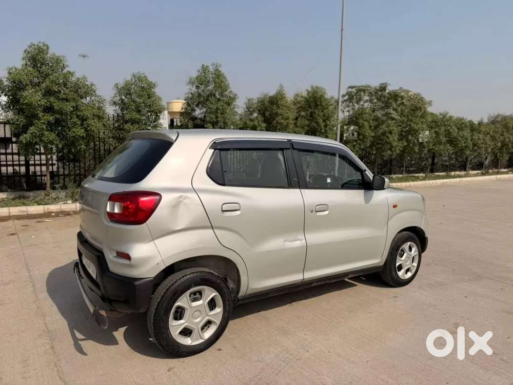 Maruti Suzuki S-presso Vxi Plus Amt, 2019, Petrol