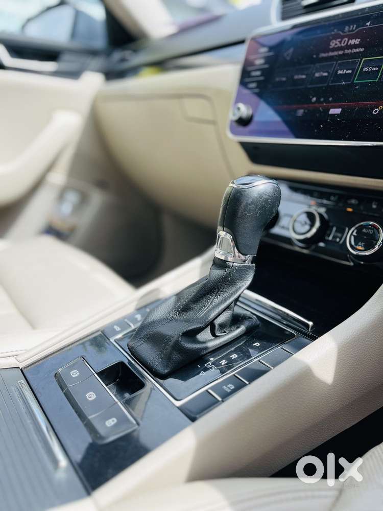 Skoda Superb 2.0 Tsi At L&k, 2018, Diesel