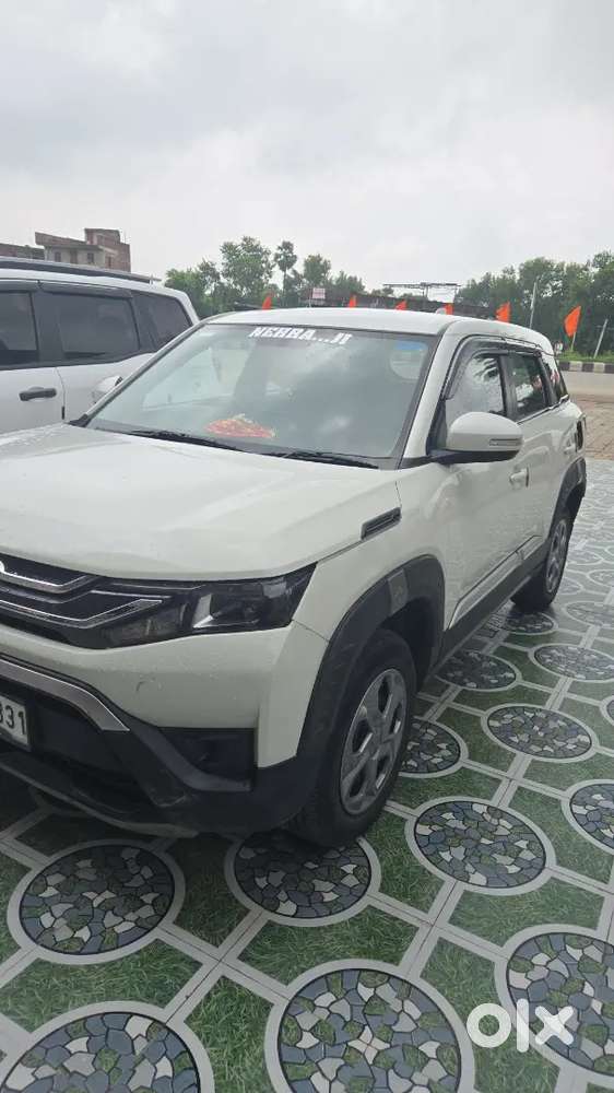 Maruti Suzuki Brezza Lxi 2024