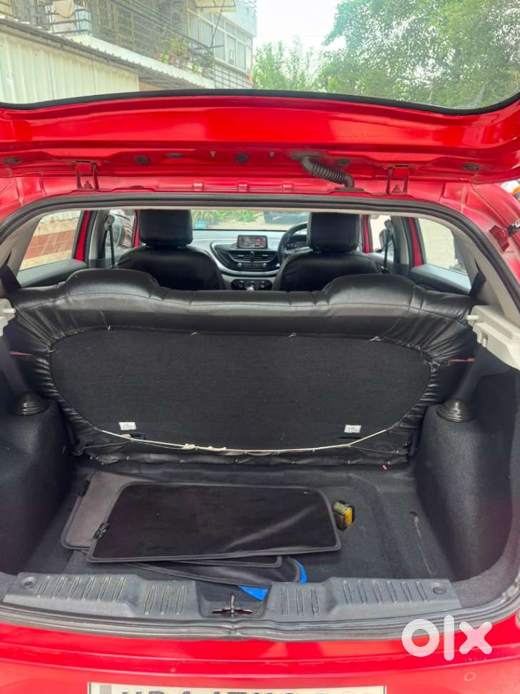 Tata Altroz Xe Petrol, 2020, Petrol