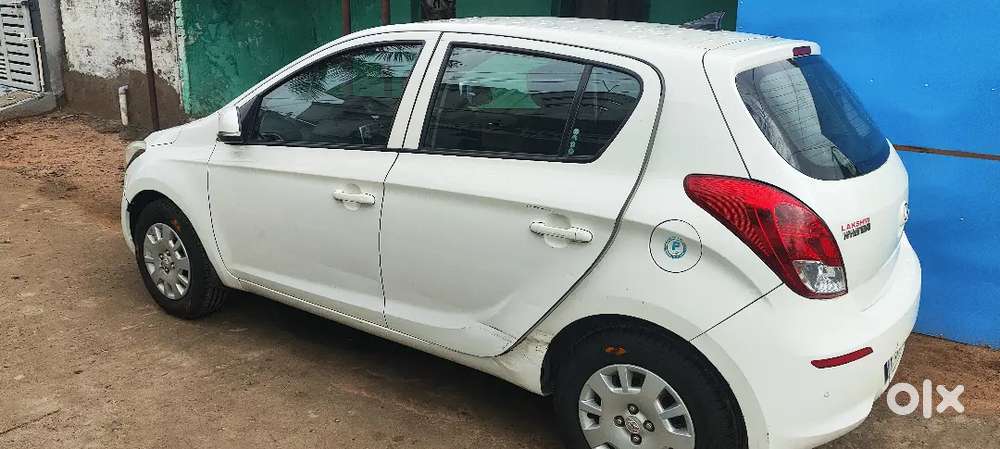 Hyundai I20 Asta Petrol 2013
