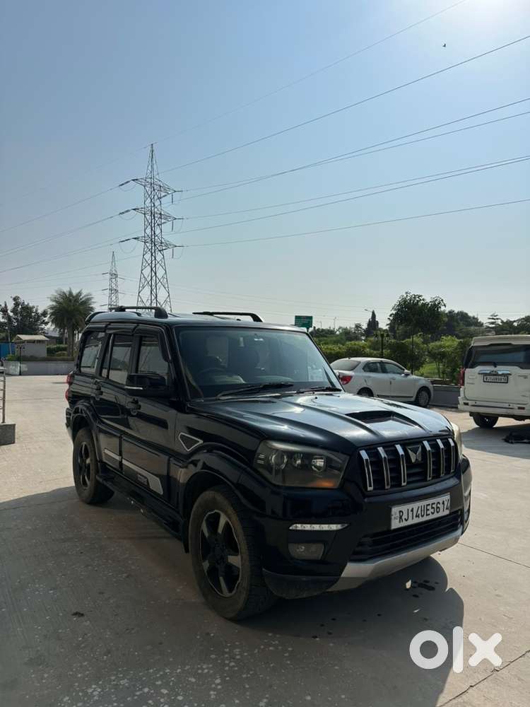 Mahindra Scorpio Classic 2015 Diesel Manual