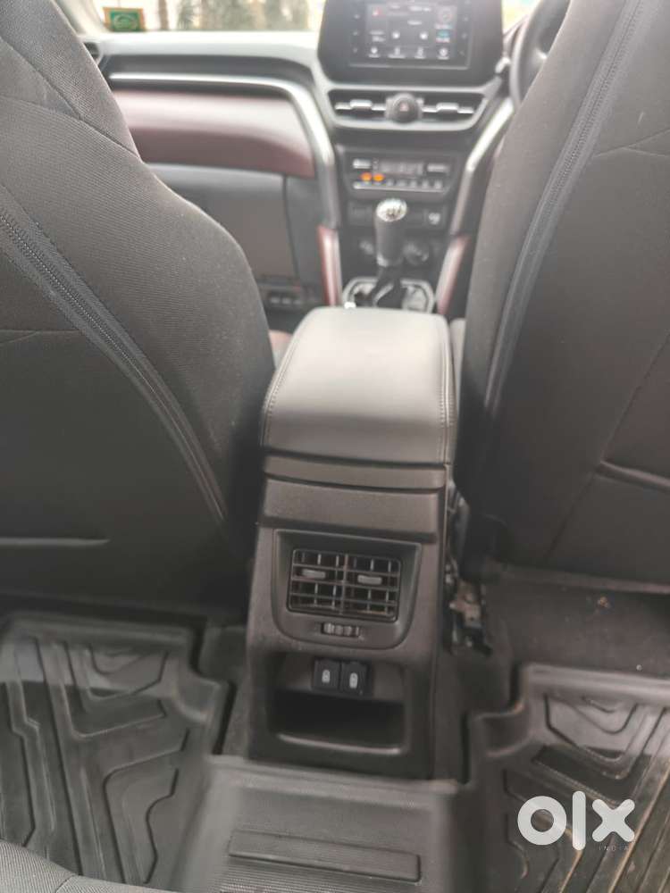 Maruti Suzuki Grand Vitara 1.5 Delta Cng, 2024, Petrol