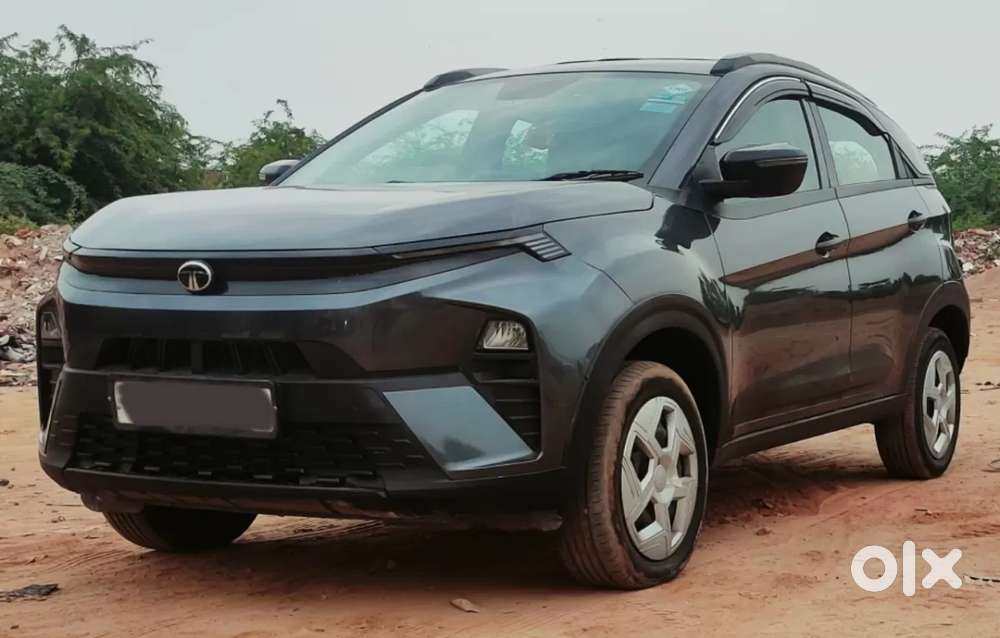 Tata Nexon Smart Plus S 1.2 Revotron Petrol 5 Mt, 2024, Petrol