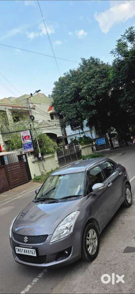 Maruti Suzuki Swift Dzire 1.2 Zxi Bsiv, 2014, Petrol