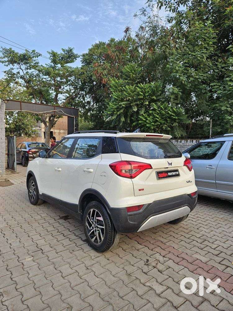 Mahindra Xuv300 W8 Option, 2022, Petrol