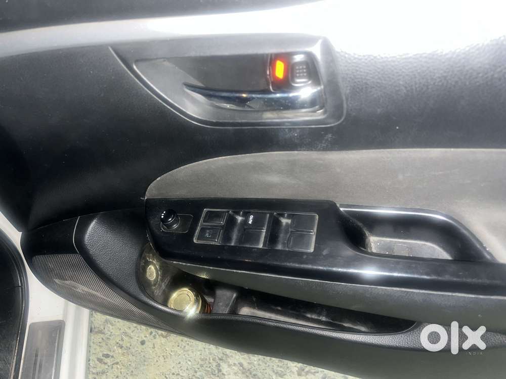 Maruti Suzuki Swift Vxi + Manual, 2014, Petrol