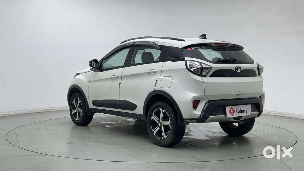 Tata Nexon Xz Plus (hs), 2022, Petrol
