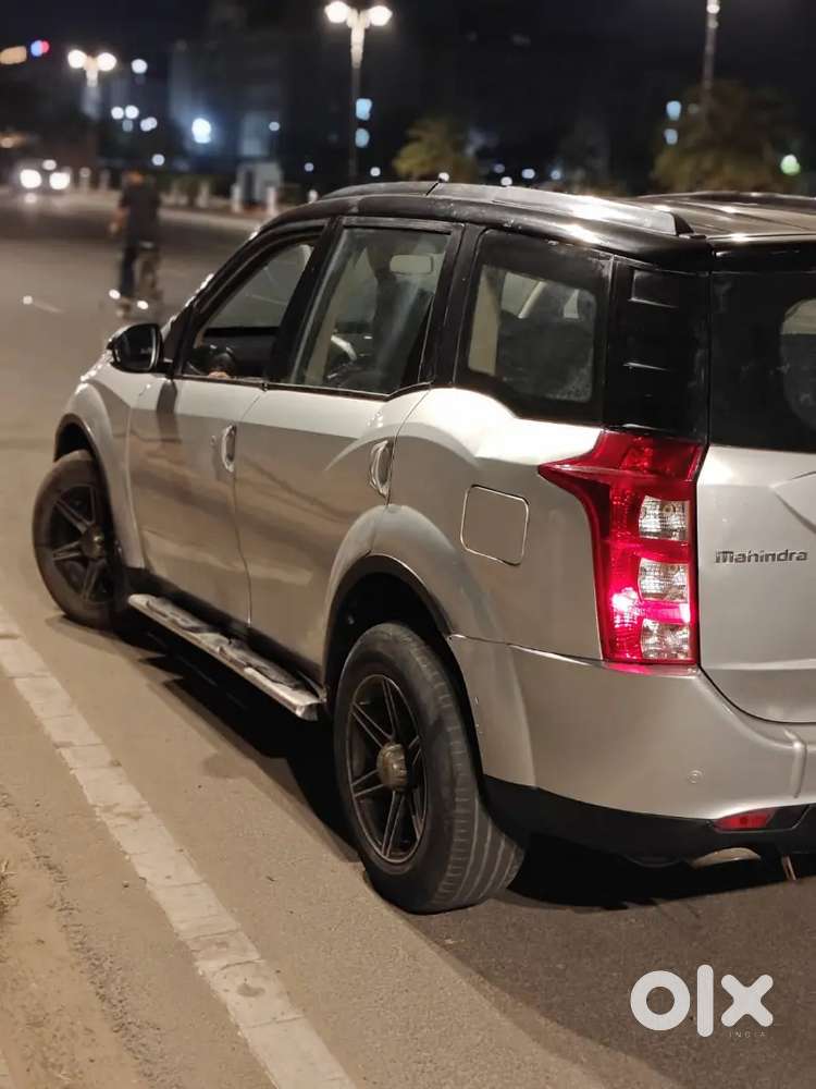 Mahindra Xuv500 2015