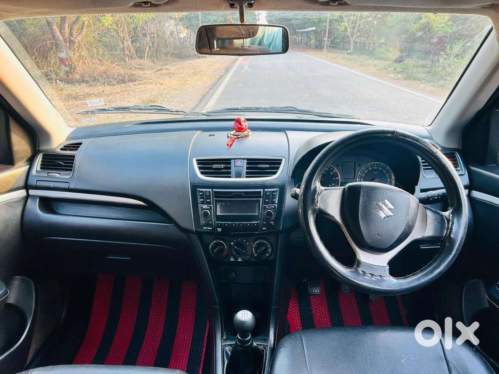 Maruti Suzuki Swift Vxi Abs Bsiv, 2016, Petrol