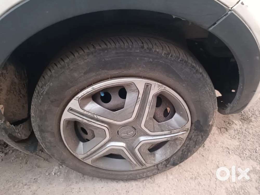 Tata Nexon 2018 Variant Petrol Manual